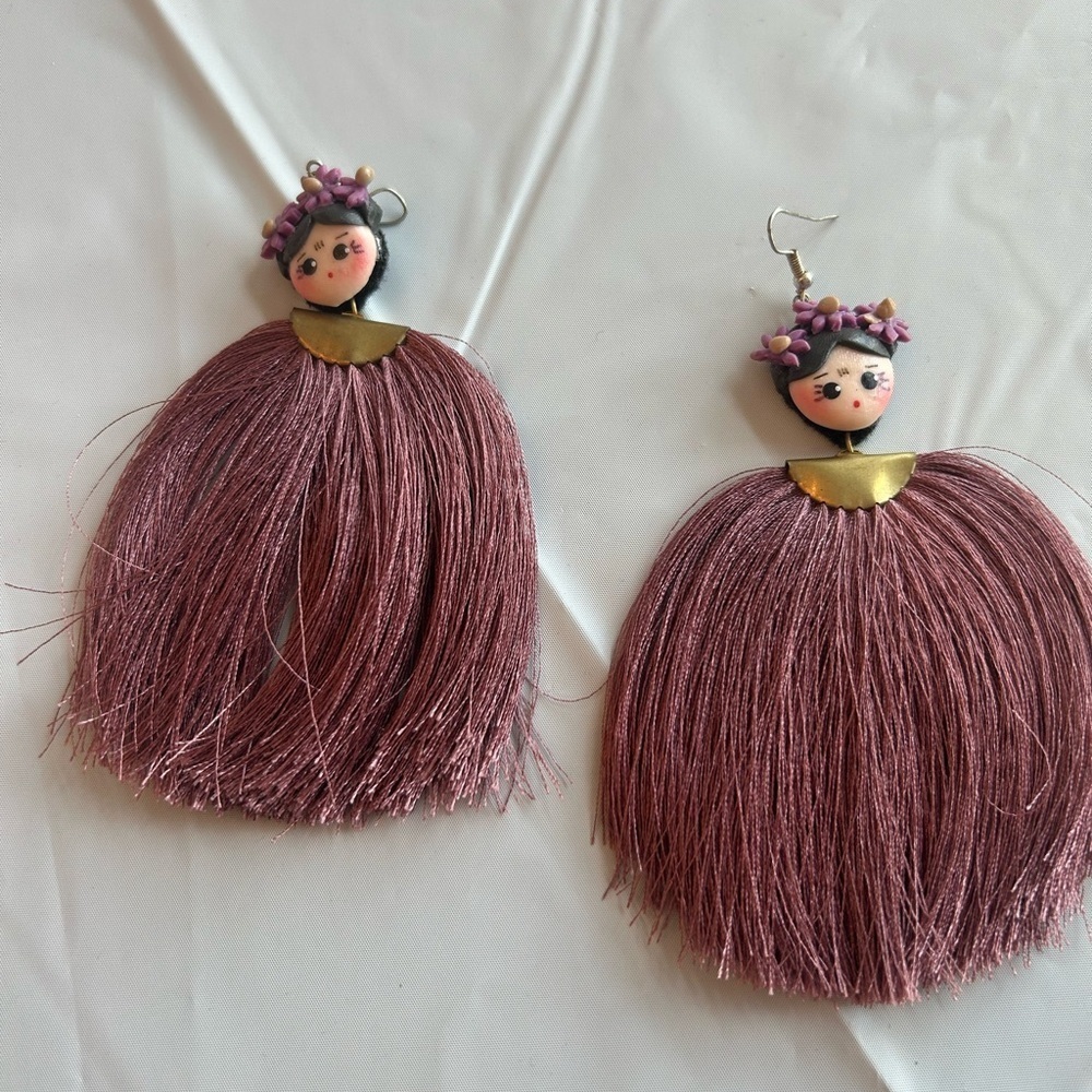Clay Doll Face Tassel Earrings in Purple GUC